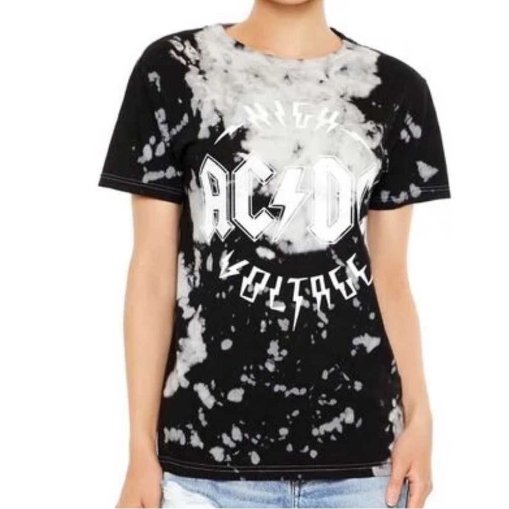 🖤Pick 5/$25 Forever 21 ACDC Graphic Bleach Wash Tee - Size S/M